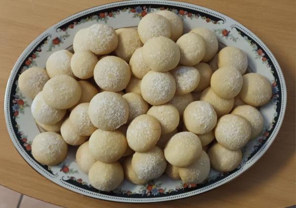 Frische selbstgemachte Buttertaler