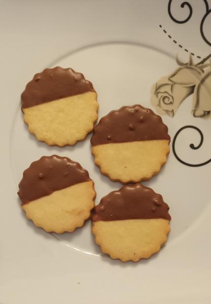 Buttergebäck Taler mit Vollmilch Schokolade 6cm Durchmesser