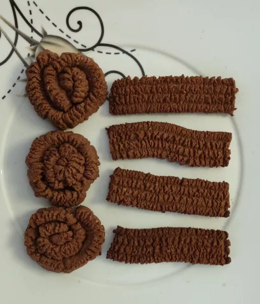 Kakao-Spritzgebäck frisch und Handgemacht